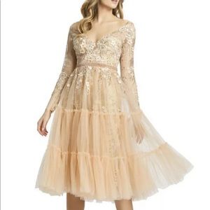 MAC DUGGAL Tiered Floral Applique Tea Length Dress In Champagne Size: 12.